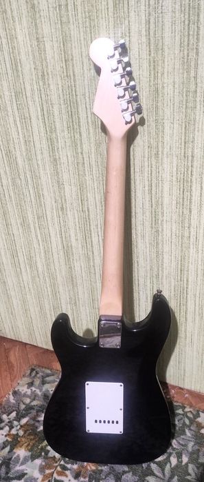 Електрогітара Stratocaster (SSS) / Электрогитара Стратокастер