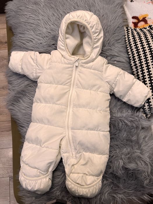 Зимовий комбінезон GAP білий, на виписку