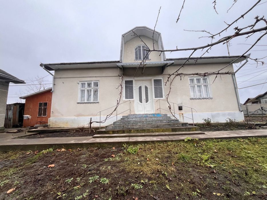 Будинок у Чернівецькій області