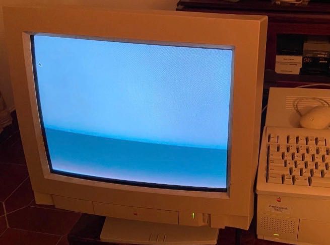 Monitor Apple multiple scan 1705