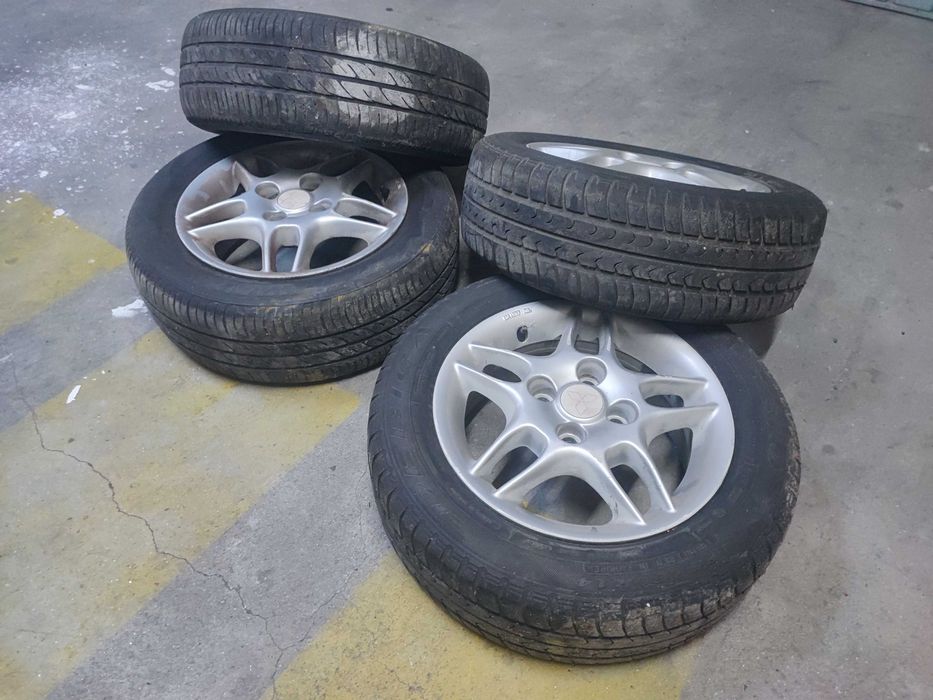 Jantes Mitsubishi Colt 2001