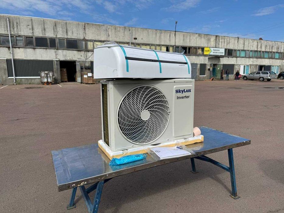 Кондиціонер SkyLux інверторна спліт-система до 20 м². Гарантія!