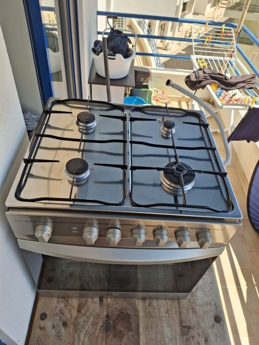 Vendo fogão marca TEKA novo