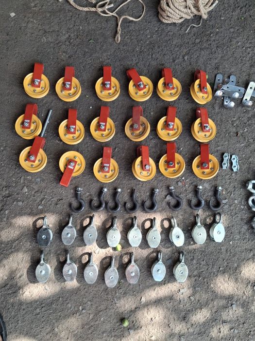 Продам монтажные блоки в отличном состоянии недорого.