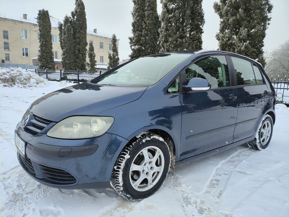 Автомобіль Wolkwagen Golf Plus 2005 рік