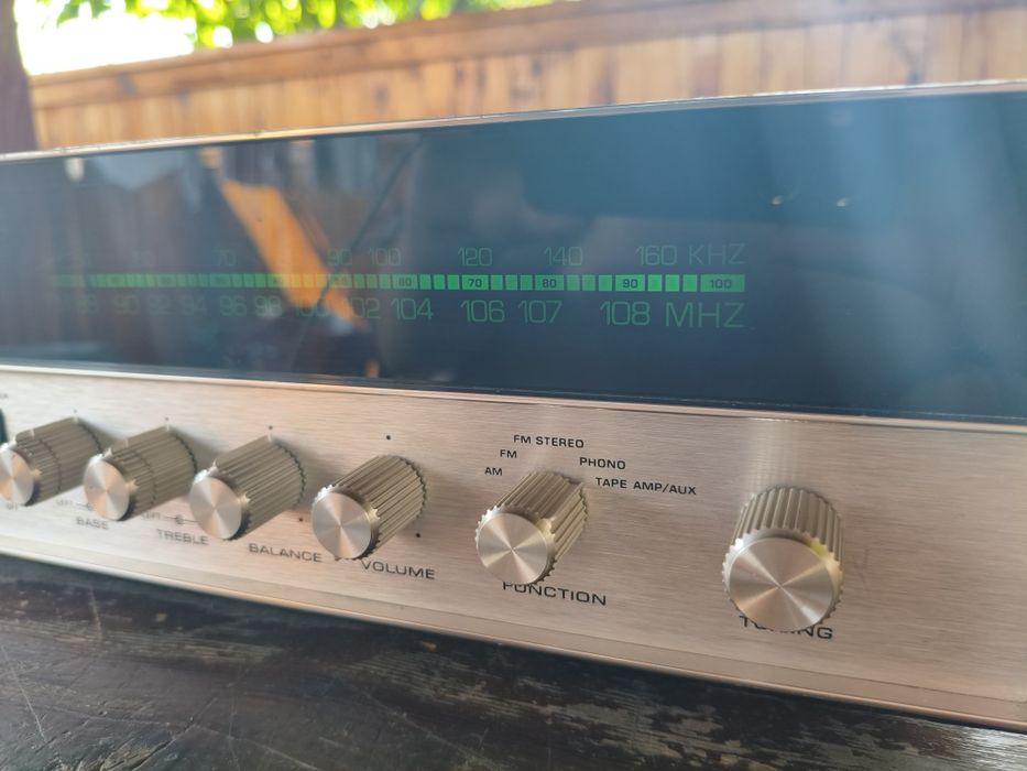 Стерео рессивер Harman Kardon 330A