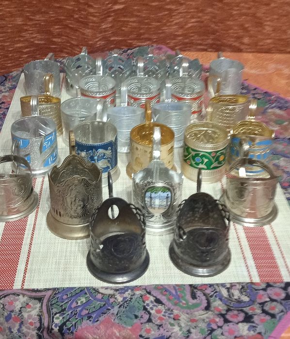 Підстаканики різні