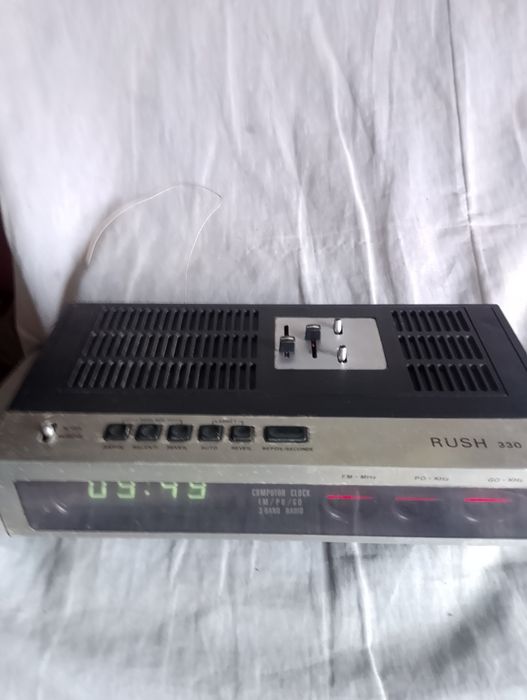 Rádio relógio, bom estado