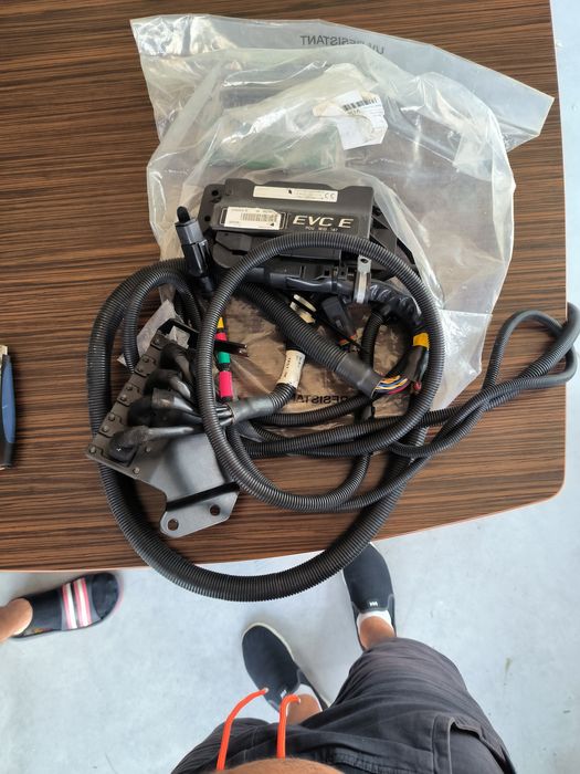 EVCE z wiązką Volvo penta benzyna