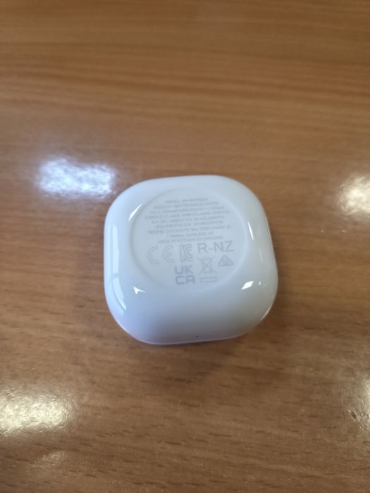 Auriculares Samsung galaxy Buds 2 Como Novos