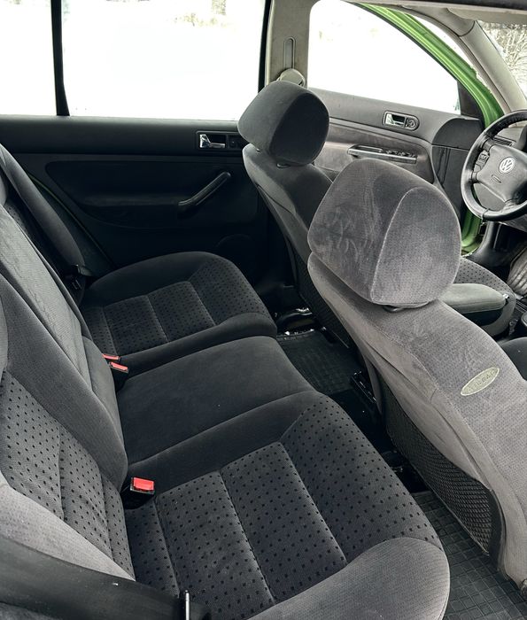 Volkswagen Golf 4 1.6 benzyna