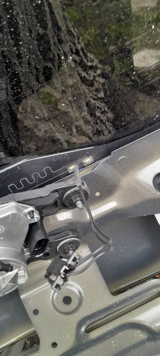 Ауді Q3 83a заднє скло з обігрівом