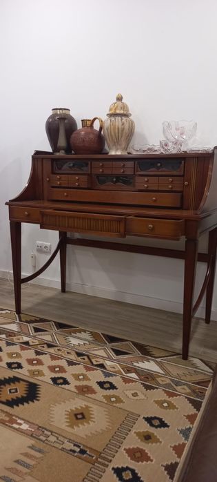 Secretaria / aparador para qualquer ambiente  da casa