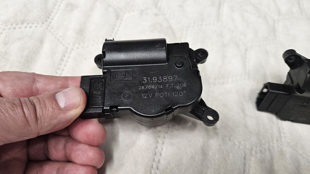 Сервопривод заслонки печки VW 3C0907511A: 600 грн. - Другое