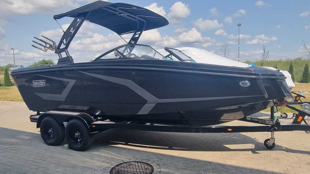 Łódź do Wakebordu ! Heyday WT2-DC, 409HP - Cena Brutto !