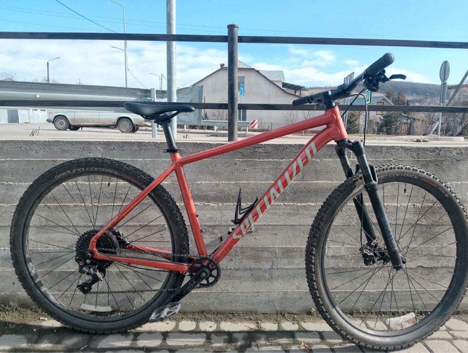 Велосипед: Specialized ROCKHOPPER ELITE 29