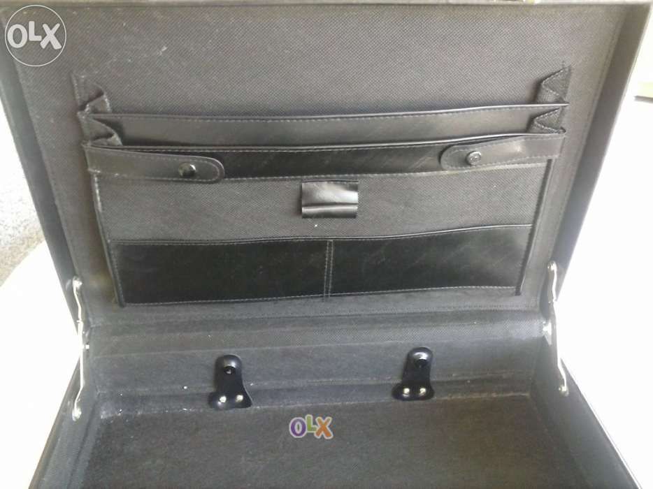 Maleta executivo preta (nova a estrear)