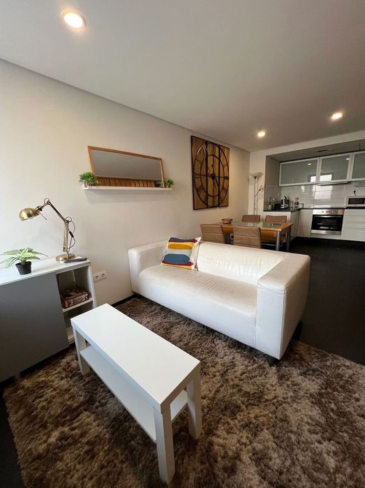 Cedofeita Porto | Pink Townhouse with 3 Floors