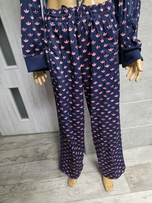 Komplet dresowy Adidas oryginals Firebird rozmiar L monogram