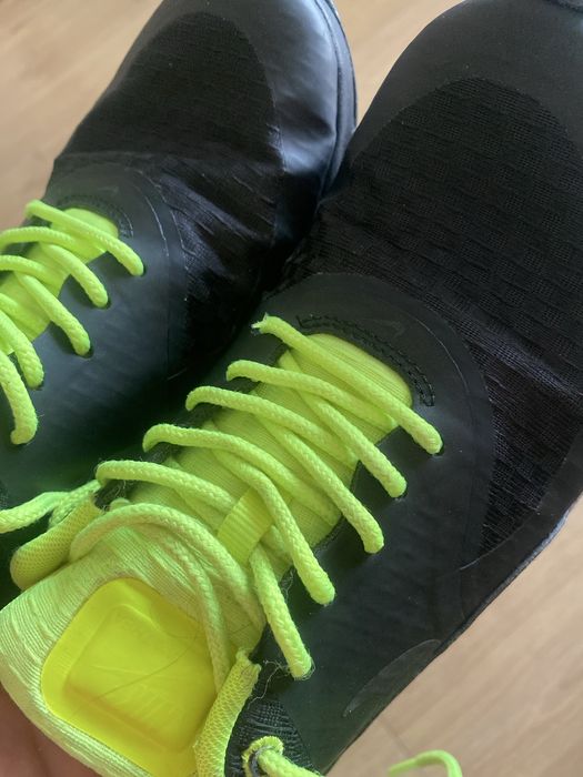 Кросівки  жіночі Puma, Nike