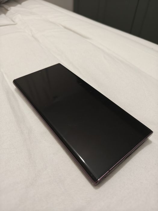 Samsung S22 Ultra Burgundy 12/256