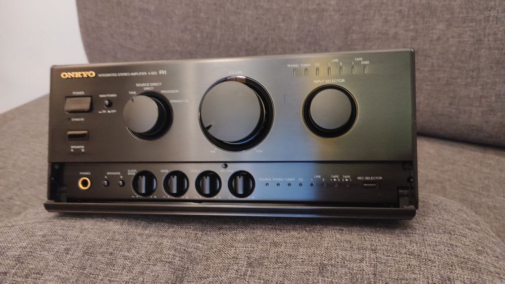 Wzmacniacz Midi Onkyo A-922. Czarny. W pełni sprawny.