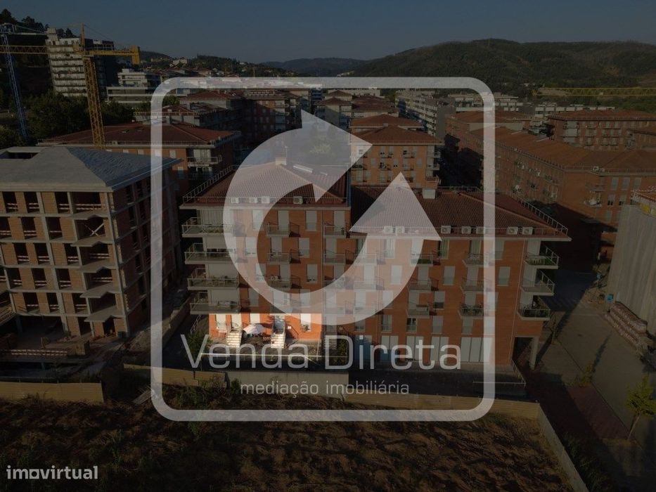 Apartamento T3 com 156 m², Terraço Amplo e Garagem | Santo António ...