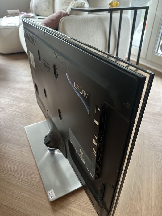 Telewizor LED SAMSUNG 37 cali całkowicie SPRAWNY