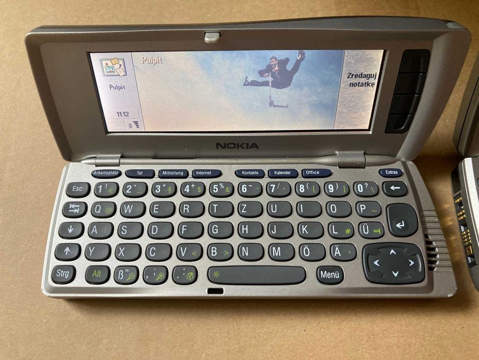 Nokia 9210 Communicator (микро ноутбук)