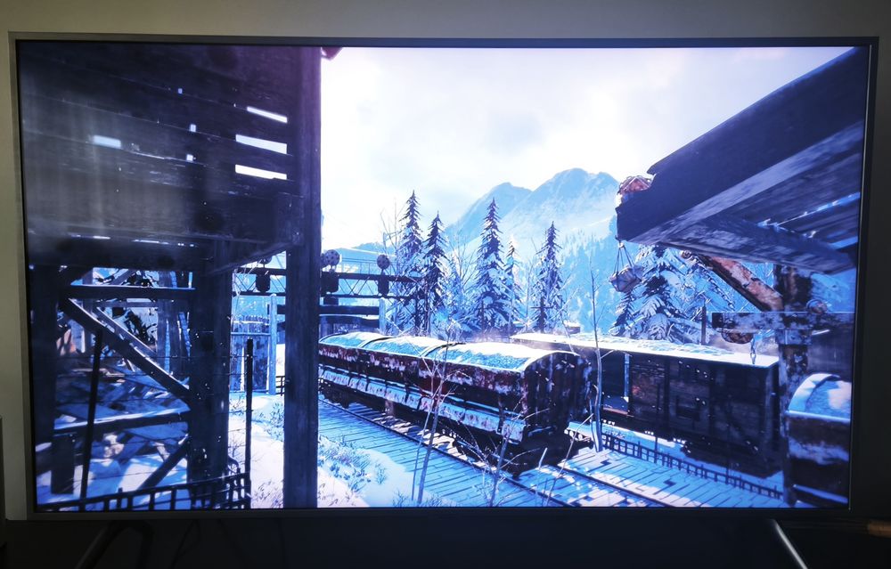 Smart TV QLED 4K Samsung 49" (QE49Q64RA) - Excelente Estado