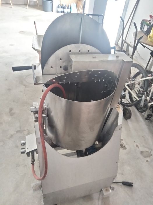 Máquina para produção de pipocas