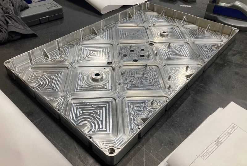 Fresagem em máquina CNC - Metais