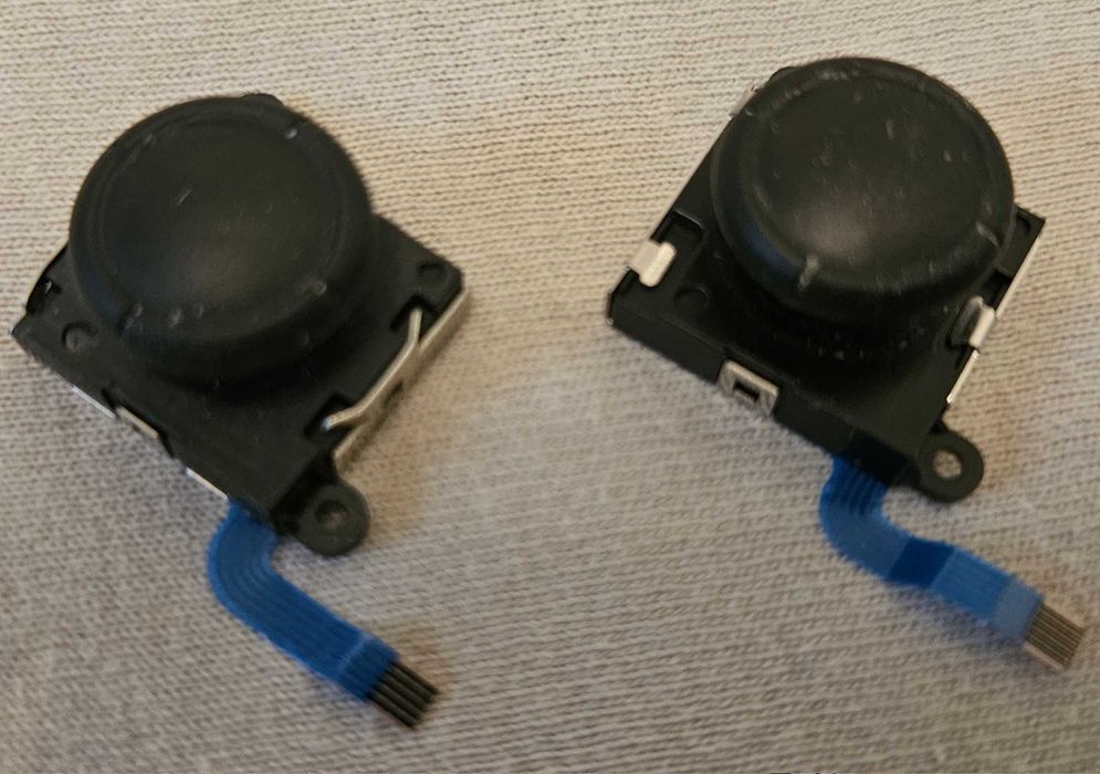Joystick do Nintendo Switch / Joy-Con USZKODZONY - DRYFTUJĄCY