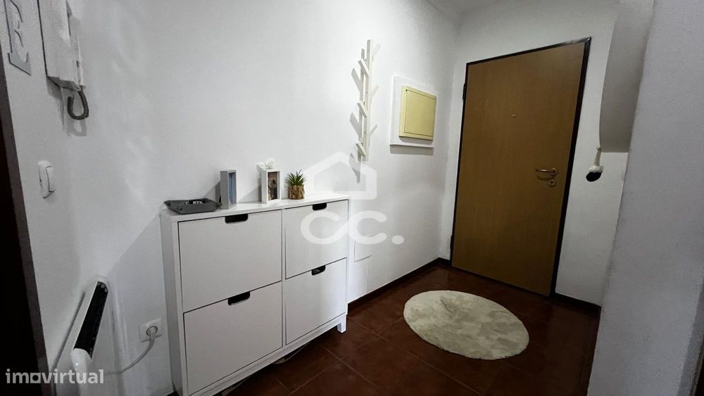Apartamento T1 transformado em T2, Paredes