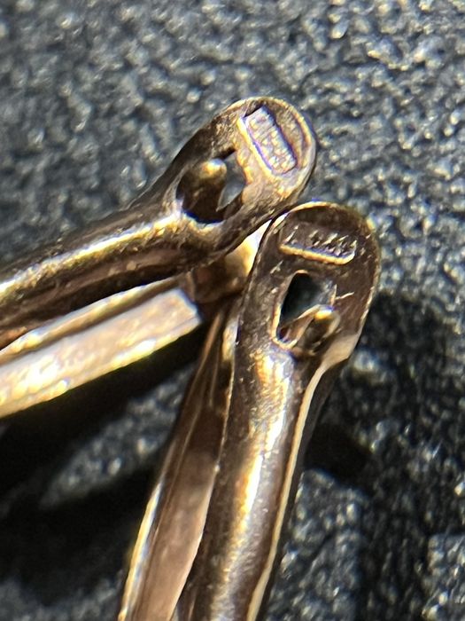 Kolczyki z kamieniem