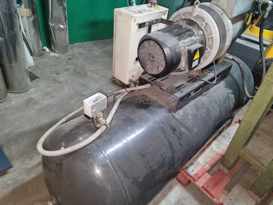 Compressor palhetas com reservatório