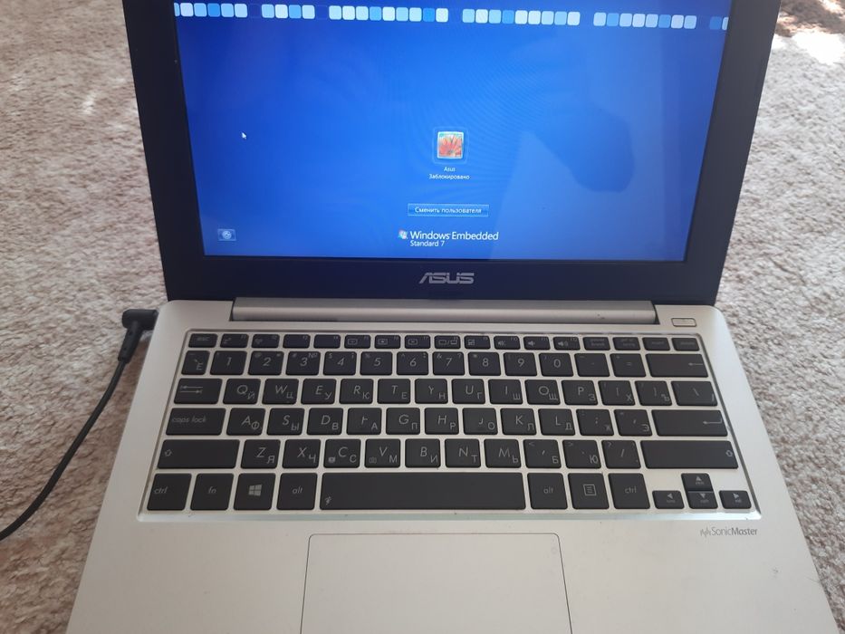 Продам ноутбук Asus: 950 грн. - Ноутбуки Черкаси на Olx