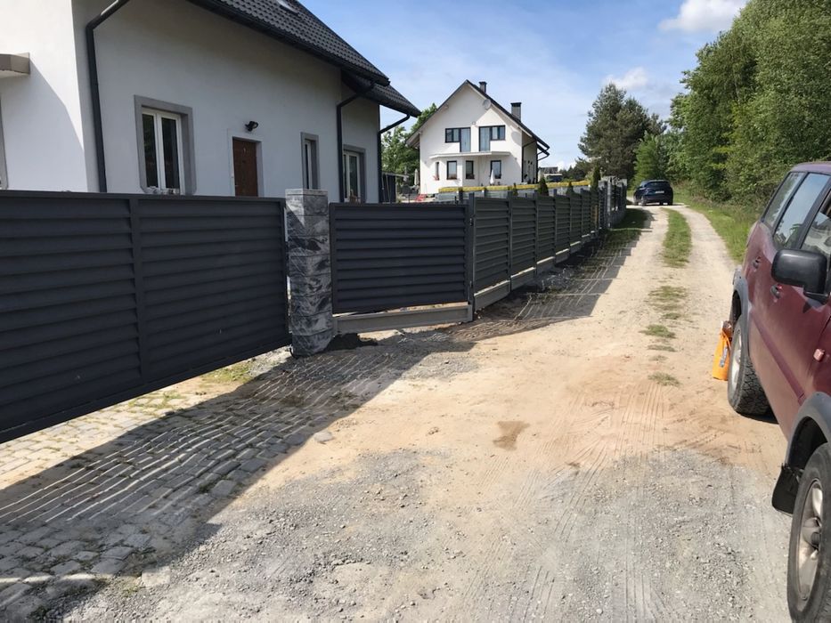 Kompleksowy montaż ogrodzeń i naprawa uszkodzonych ogrodzeń