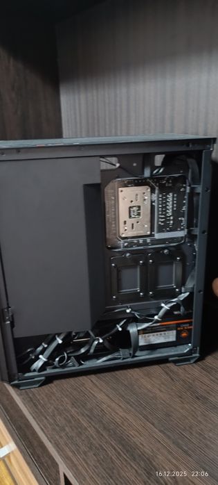 ТЕРМІНОВО Потужний ігровий ПК Ryzen 5 / RTX 5060 Ti 16 GB (торгу майже