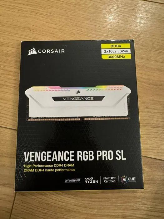 Corsair Vengeance RGB PRO SL 32Go (2x16Go) DDR4-3600MHz – Occasion