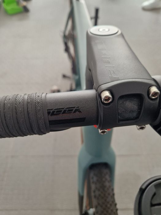 Bicicleta Gravel carbono Superior