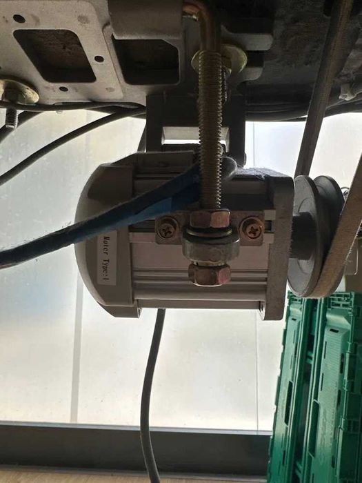 Maq.Ponto Corrido JUKI DLN-415 C/Motor TEXI POWER 550 SM AC S. Usada