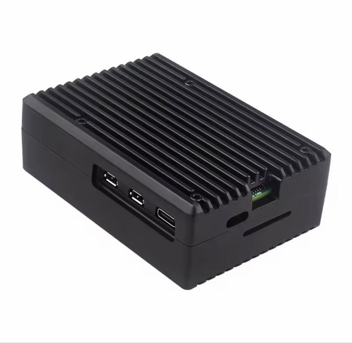 Залізний корпус Raspberry Pi 5 та інші комплектуючі