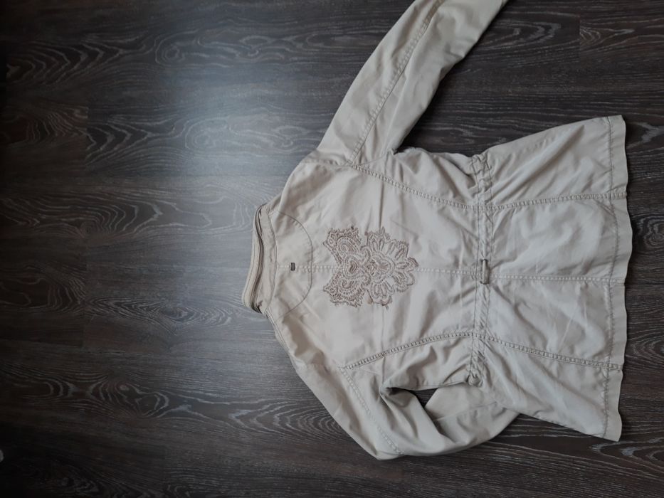 Продам джинсовый пиджак