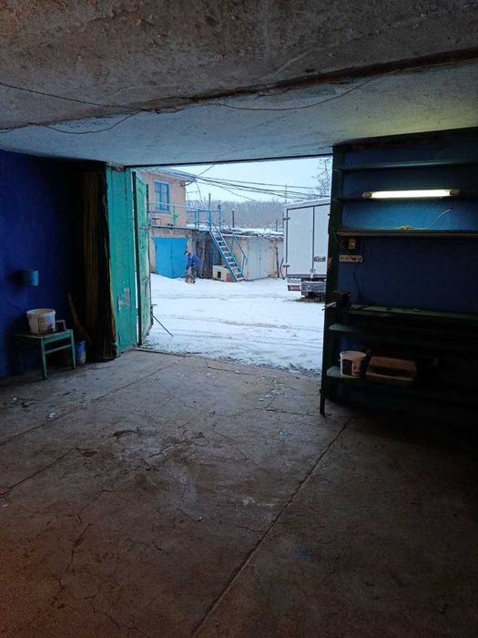 Продам капітальний гараж 50м²