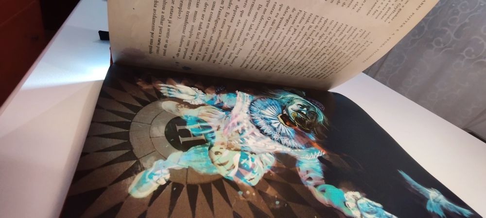 Vendo livro: Harry Potter e a Pedra Filosofal 3⁰ edição!