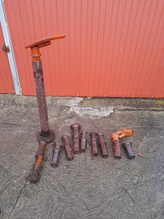 Stare przyrządy szewskie