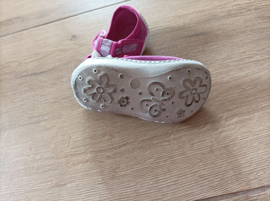 Buty dla dziewczynki