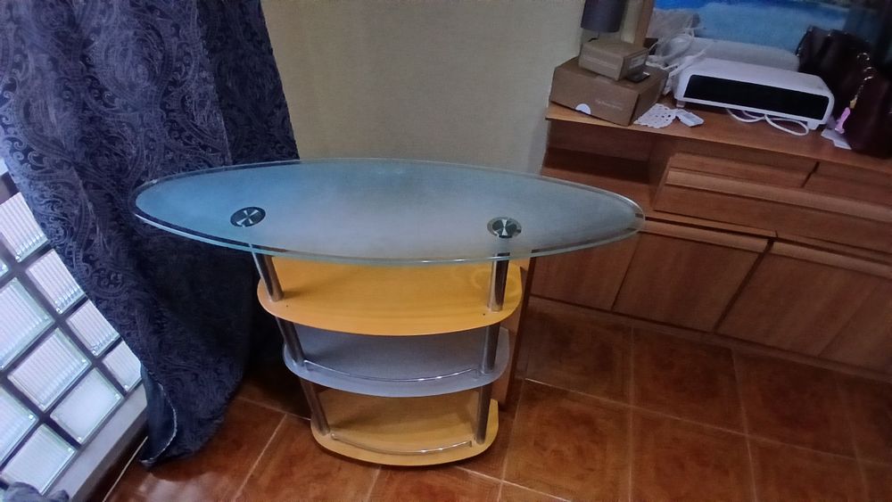 Móvel de apoio para sala de estar