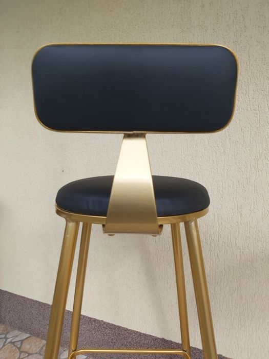 Барні стільці в скандинавському стилі